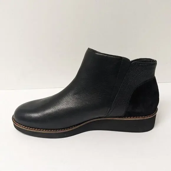 SoftWalk Wesley Ankle Boots, Black Leather, Women's 7 M